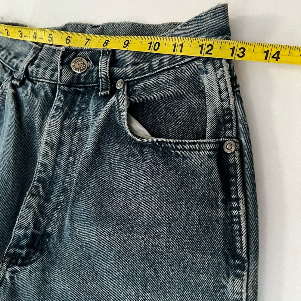 Vintage Lee Made USA High Rise Straight Leg Mom Jeans Size 9 Long Tall 90s Denim - Picture 11 of 13
